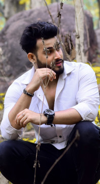 Shubham Roy, 27, India