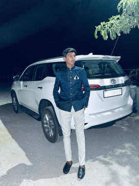 Pushprajsinh, 19, India