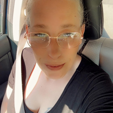Mamabear, 42, Canada
