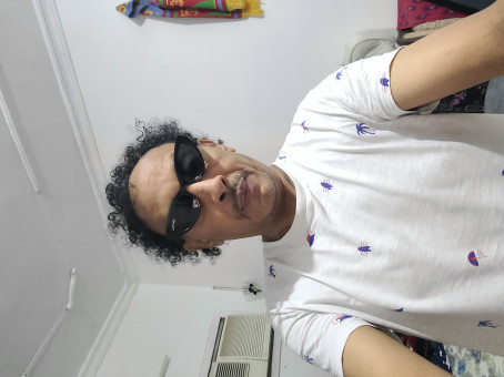 Dedememo, 39, Saudi Arabia