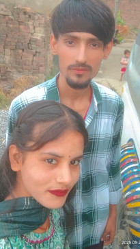 Bunty Vlog, 18, India
