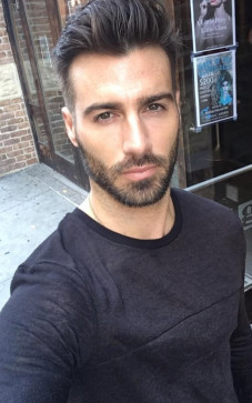 Bruce, 33