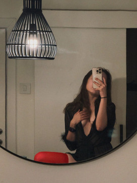 Shy Peach, 22, United Kingdom