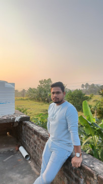 , 30, India