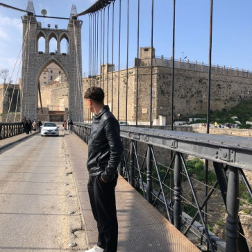 Lio Lio, 19, Yemen