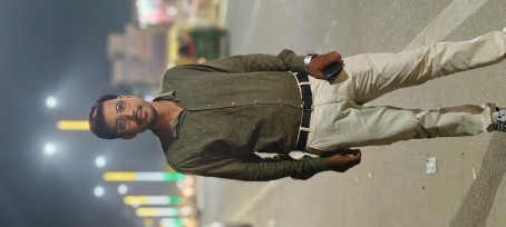 Abhi, 19, India