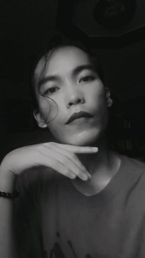 Seleno, 29, Philippines