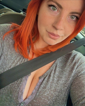 GLORIA, 35, United States