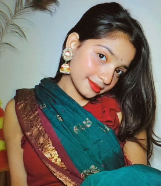 Aditi, 18, India