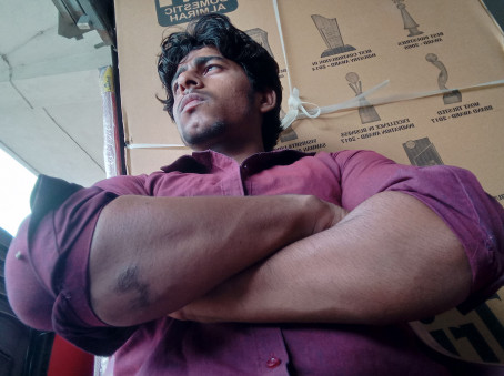 Tufail Alam, 18, India