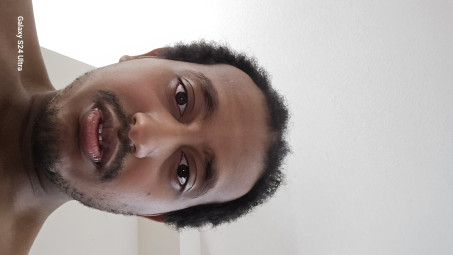 Icey Freeze, 25, Canada