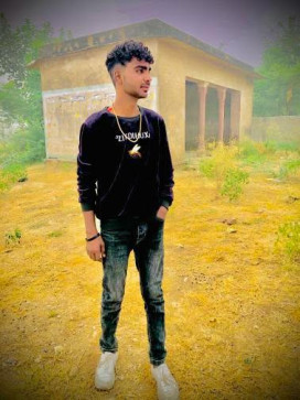Manish, 19, India