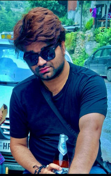 Kuldeep Saxena, 18, India