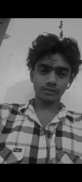 Vinni Vinni, 18, India