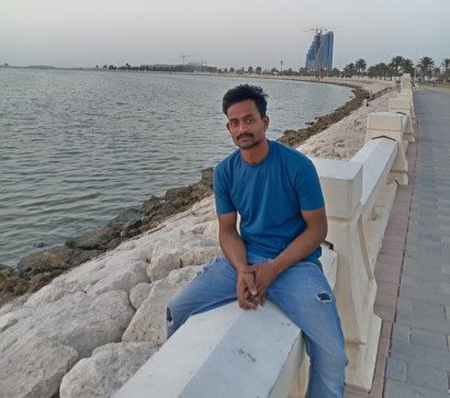 Nafish, 27, Saudi Arabia