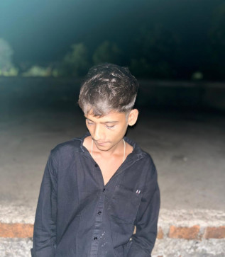 Amar, 19, India