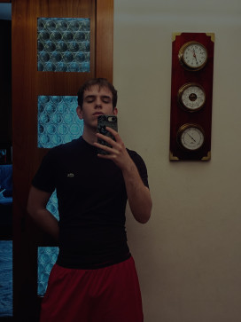 Alessio, 18, Italy
