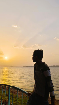 Shubhankit Vishwakar, 20, India