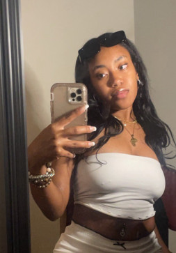 Megan, 19, United States