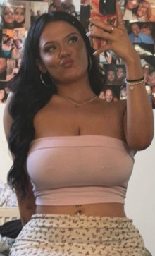 Natasha, 20, United Kingdom