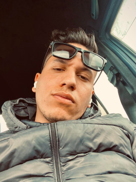Piko Ruy, 26, Algeria