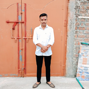 Vijju, 21, India