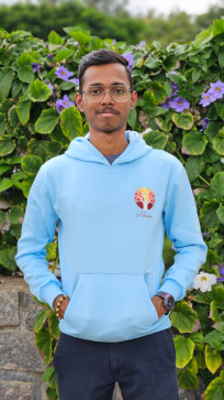Himnish, 22, India