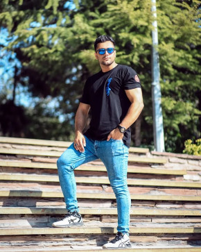 Mohammad, 25, Romania