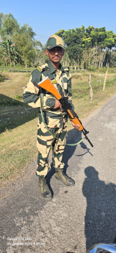 Viku, 19, India