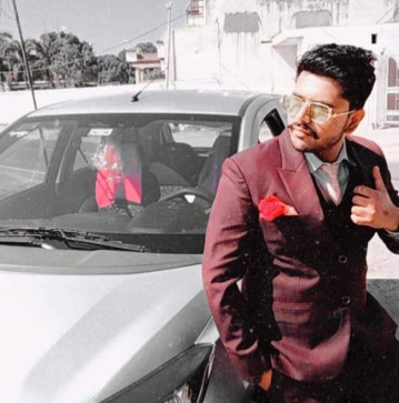 Lk, 29, India