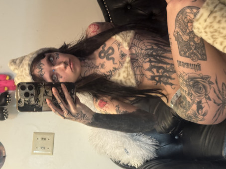 Gothdomme, 20, United States