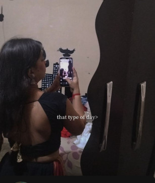 Mit, 20, India