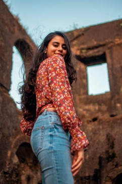 Akjj, 19, India