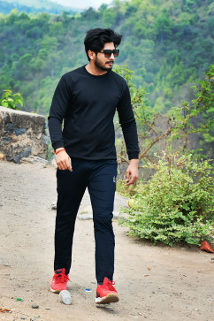 Vishal Krishna, 26, India