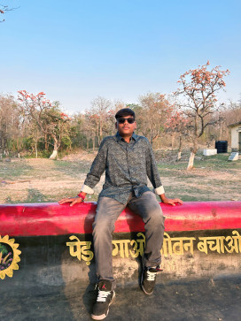 Harsh Raj Lohra, 19, India