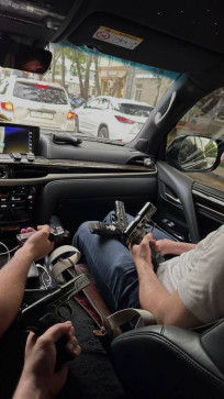 Zjaabwall Ksnsmasj, 18, India