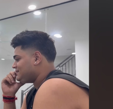 Ronaldo Messi, 18, India