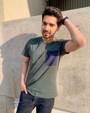 DEN, 21, India