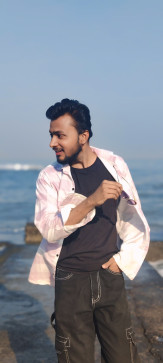 Zeeshaan, 22, India