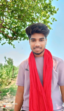 Maheshwari, 20, India