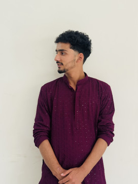 Murtaza, 18, India