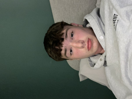 Dylan, 19, United Kingdom
