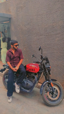 Ariffujel Khan, 19, India