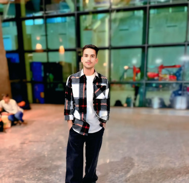 Mushtak, 26, India