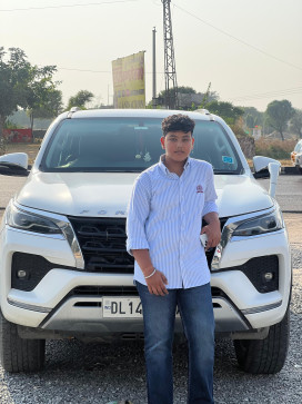 Shyam Sharma, 18, India
