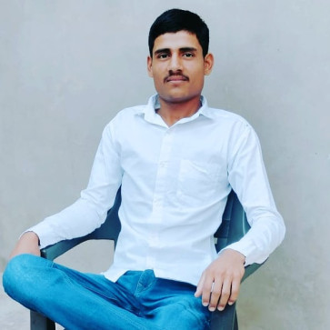 Robin, 20, India