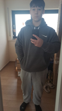 Elias, 18, Germany