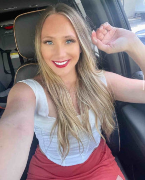 Janet Morrison, 24, United States