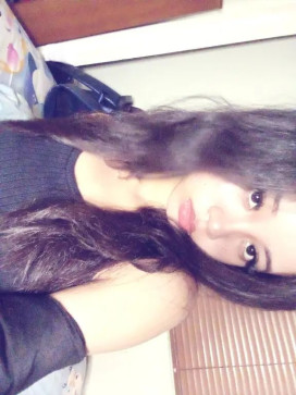 Maggie, 19, United States