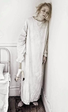 Lorraine De Noir, 45